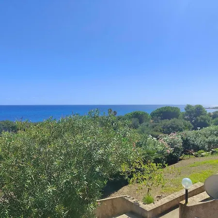Fior Di Loto Porto Corallo